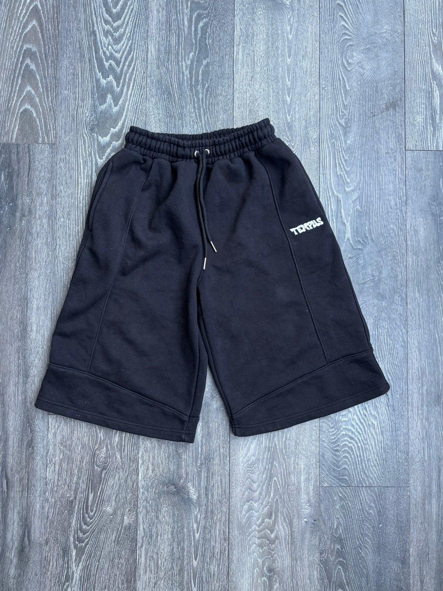BLACK SHORTS